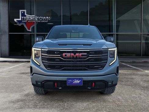 Used 2023 GMC Sierra 1500 AT4 w/ Technology Package image 8