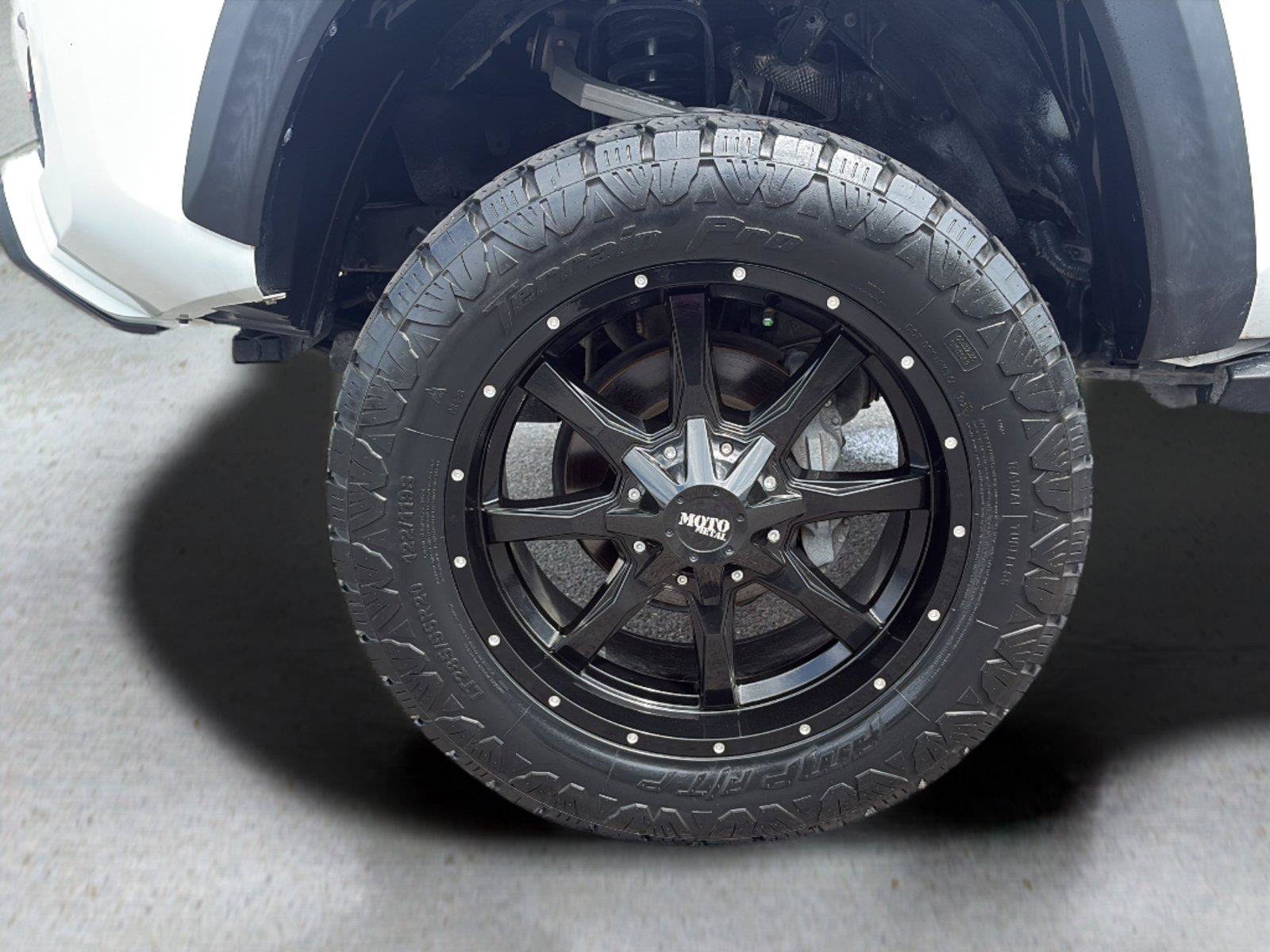 Used 2022 Toyota Tacoma TRD Off-Road AWD/4WD image 51