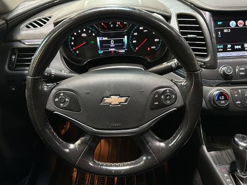 Used 2018 Chevrolet Impala Premier FWD image 18
