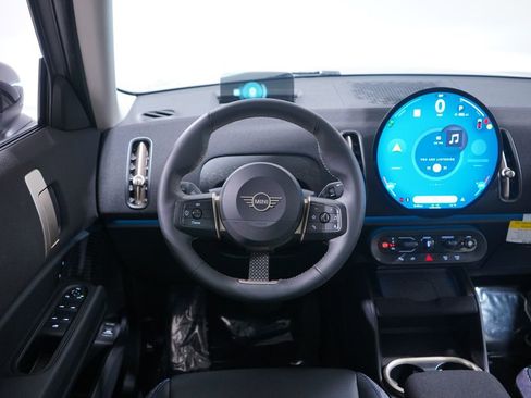 Used 2025 MINI Cooper Countryman S image 11