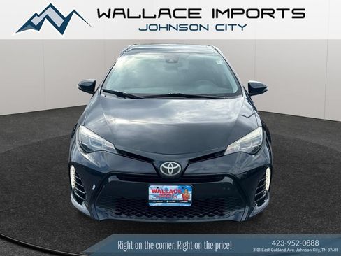 Used 2017 Toyota Corolla XSE FWD image 8