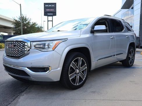 Used 2018 GMC Acadia Denali w/ Technology Package image 3