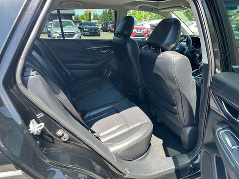 Used 2023 Subaru Outback Limited AWD/4WD image 17