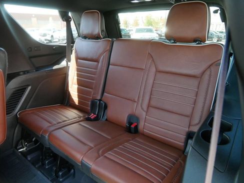 Certified 2023 GMC Yukon Denali Ultimate AWD/4WD image 18