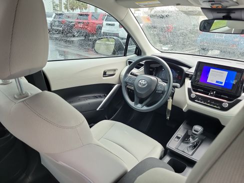 Used 2026 Toyota Corolla Cross L FWD image 14