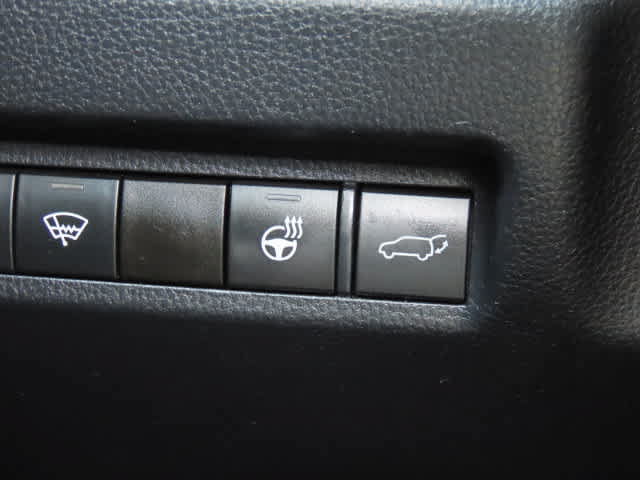 Used 2019 Toyota RAV4 XLE w/ Convenience Package AWD/4WD image 24