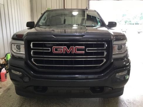 Used 2017 GMC Sierra 1500 SLE w/ SLE Value Package AWD/4WD image 6