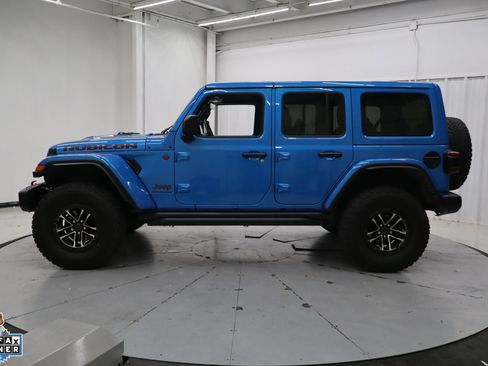 Used 2024 Jeep Wrangler Unlimited Rubicon AWD/4WD image 7