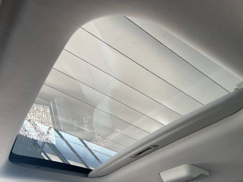 New 2026 Kia Carnival SX image 32