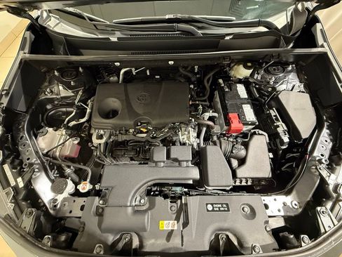 Certified 2025 Toyota RAV4 LE image 10