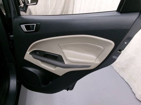 Used 2018 Ford EcoSport Titanium AWD/4WD image 30