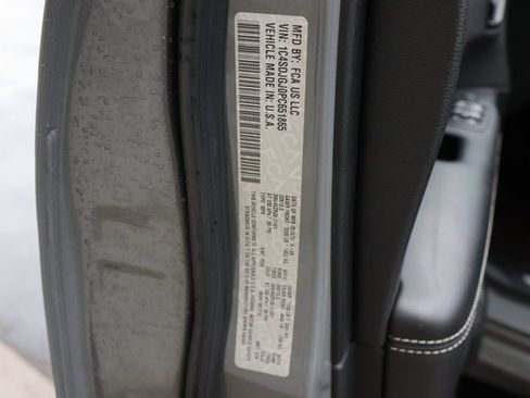 Used 2023 Dodge Durango SRT w/ Black Package image 40