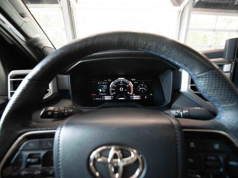 Used 2022 Toyota Tundra Platinum w/ Advanced Package AWD/4WD image 15