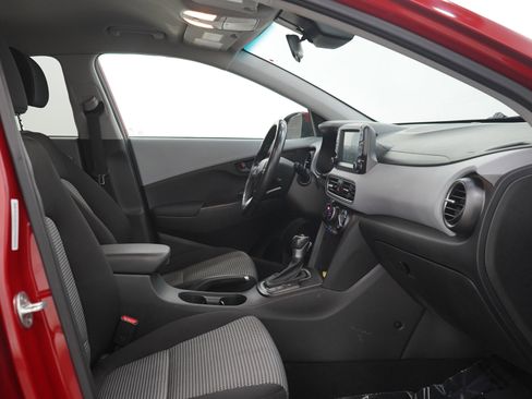 Used 2020 Hyundai Kona SEL FWD image 12