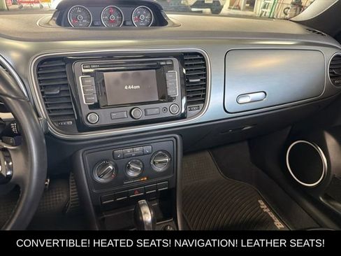 Used 2014 Volkswagen Beetle R-Line FWD image 17