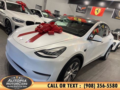 Used 2021 Tesla Model Y Long Range AWD/4WD image 2