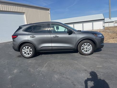 New 2026 Ford Escape Active image 2
