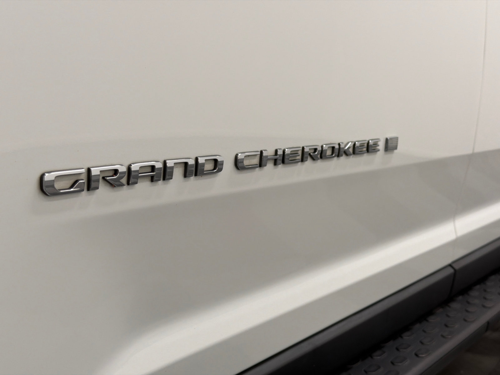 Used 2021 Jeep Grand Cherokee L Limited AWD/4WD image 15