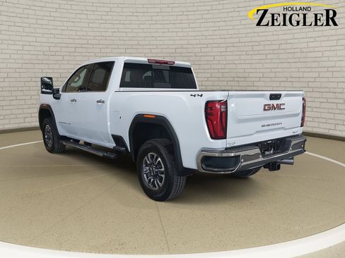 New 2026 GMC Sierra 3500 SLT w/ SLT Premium Package image 7