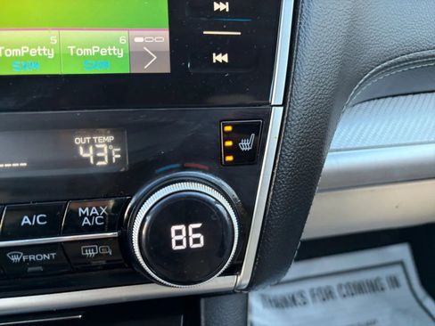 Used 2019 Subaru Outback 2.5i Premium image 21