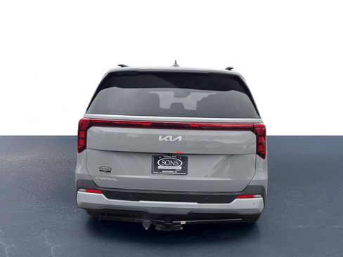New 2026 Kia Carnival EX image 8