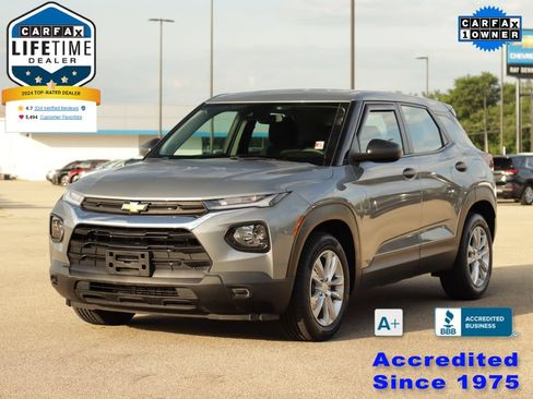Used 2023 Chevrolet TrailBlazer LS FWD image 3