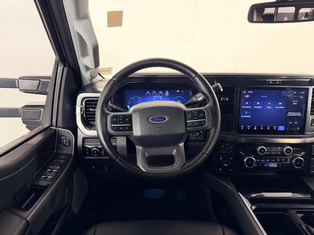 Used 2025 Ford F350 Lariat w/ Chrome Package AWD/4WD image 16