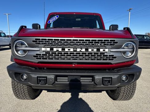 New 2025 Ford Bronco Badlands image 16
