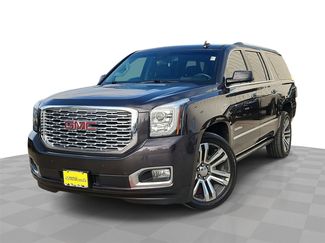 Used 2018 GMC Yukon XL Denali w/ Denali Ultimate Package RWD video 1