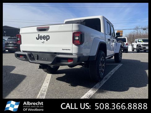 New 2026 Jeep Gladiator Sport image 5