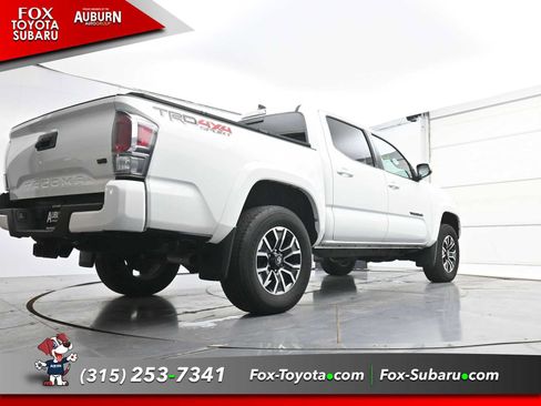 Used 2023 Toyota Tacoma TRD Sport AWD/4WD image 20