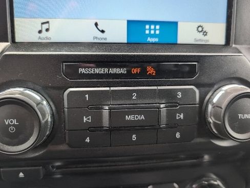 Used 2017 Ford F150 XL w/ Equipment Group 101A Mid AWD/4WD image 21
