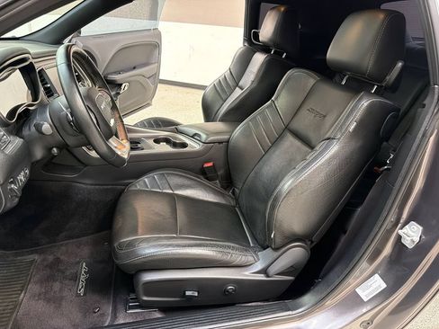 Used 2016 Dodge Challenger SRT Hellcat RWD image 26