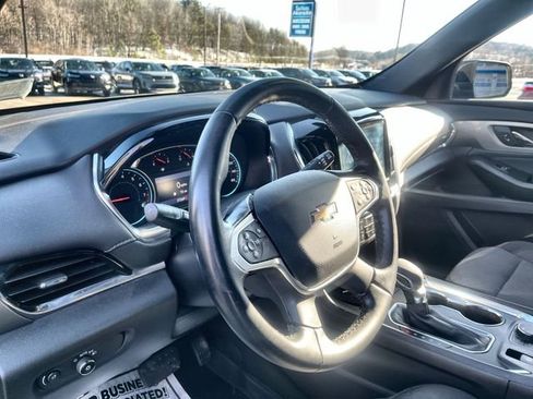 Used 2023 Chevrolet Traverse LT w/ LPO, Floor Liner Package image 13