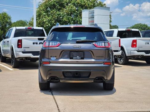Certified 2021 Jeep Cherokee Limited AWD/4WD image 6