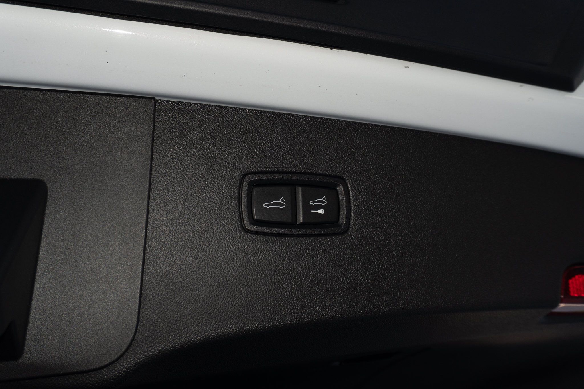 Used 2024 Porsche Cayenne Turbo GT AWD/4WD image 19
