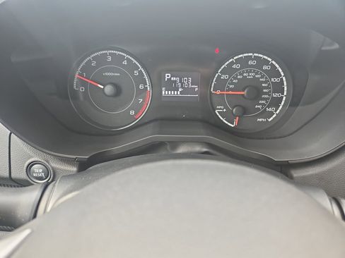 Used 2018 Subaru Impreza 2.0i Premium image 20