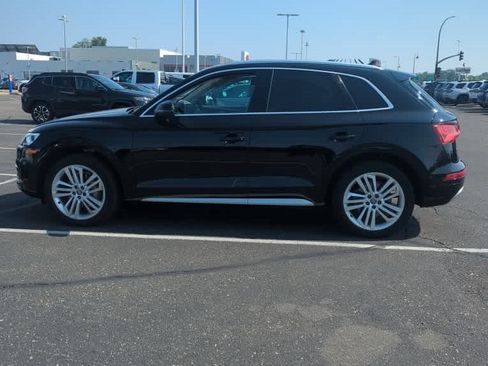 Used 2018 Audi Q5 2.0T Premium Plus w/ Premium Plus Package AWD/4WD image 5