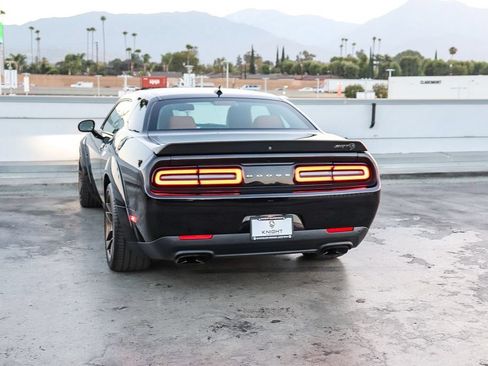 Used 2023 Dodge Challenger SRT Hellcat RWD image 7