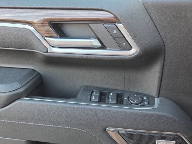 Used 2025 Chevrolet Silverado 1500 RST AWD/4WD image 31