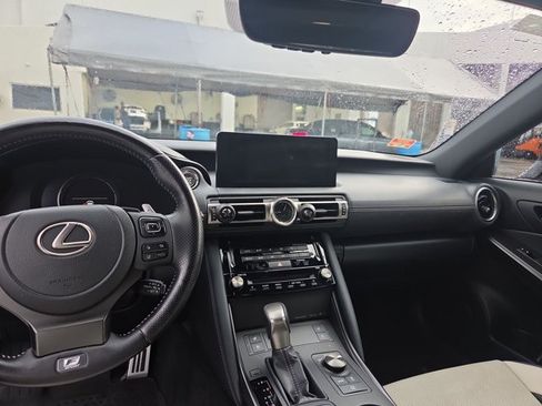 Used 2022 Lexus IS 350 F Sport w/ Navigation Package RWD image 11
