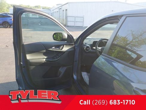 New 2026 Chevrolet Equinox LT w/ Safety and Technology Package AWD/4WD image 18