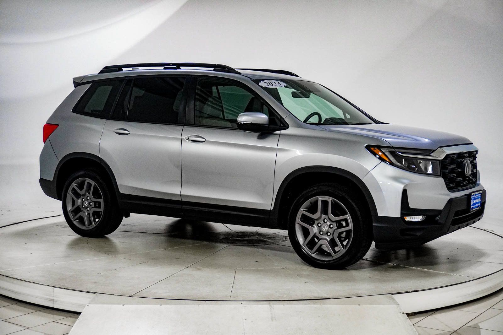 Used 2023 Honda Passport EX-L image 14