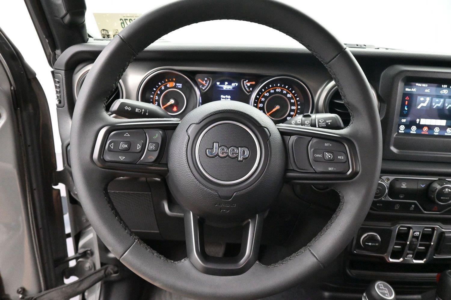 Used 2023 Jeep Wrangler Unlimited Sport AWD/4WD image 15