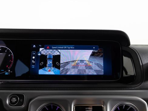 Used 2025 Mercedes-Benz G 550 w/ Exclusive Interior Package image 40