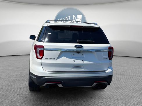 Used 2018 Ford Explorer Platinum AWD/4WD image 5