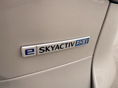 Used 2024 MAZDA CX-90 Plug-In Hybrid w/ Preferred AWD/4WD image 14