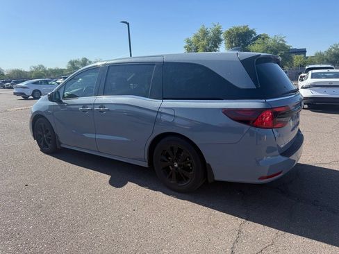 Used 2023 Honda Odyssey Sport image 7