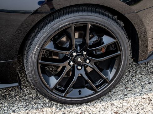 Used 2015 Ford Mustang GT Premium RWD image 12