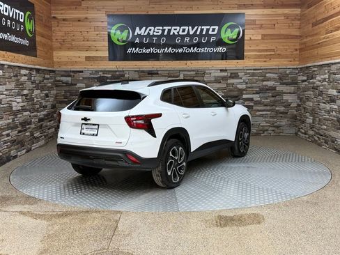 New 2025 Chevrolet Trax RS w/ Driver Confidence Package image 9